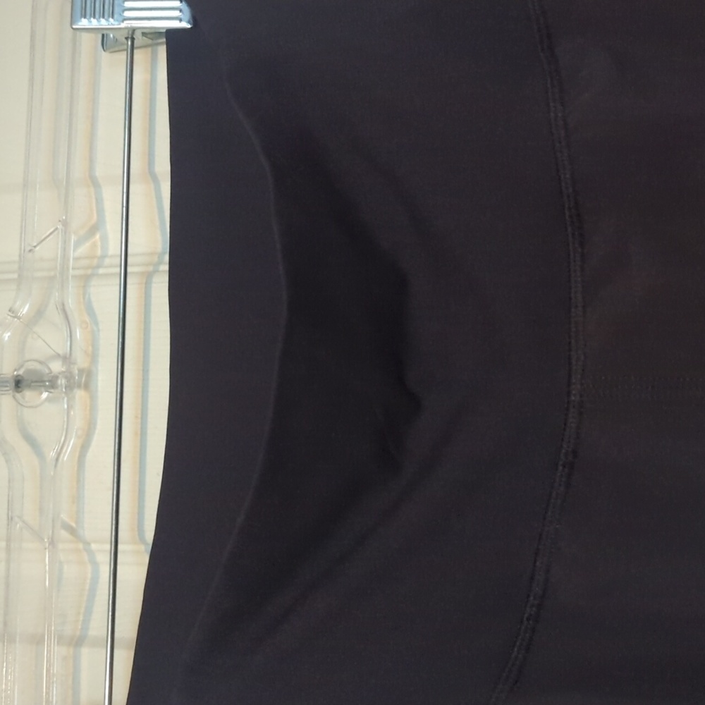 LULULEMON - Picture 4 of 10